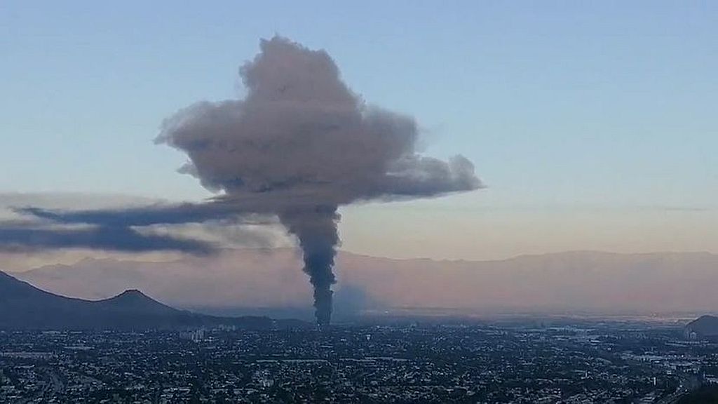ČILE: Oblak toksičnog dima nad Santijagom, škole i vrtići zatvoreni