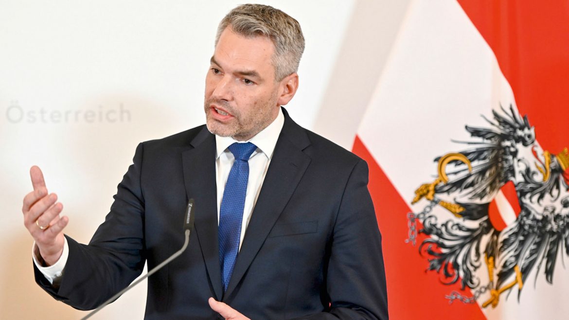 Ko je novi kancelar Austrije? Bio na meti brojnih kritika