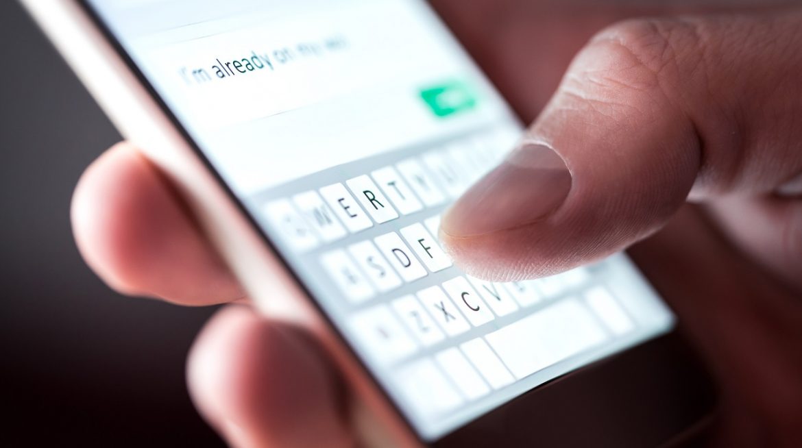 Prva SMS poruka na svijetu prodata na aukciji za 107.000 evra