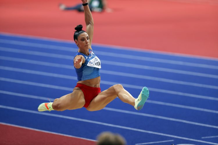 Ivana Španović preletjela sedam metara za zlato na svjetskom prvenstvu