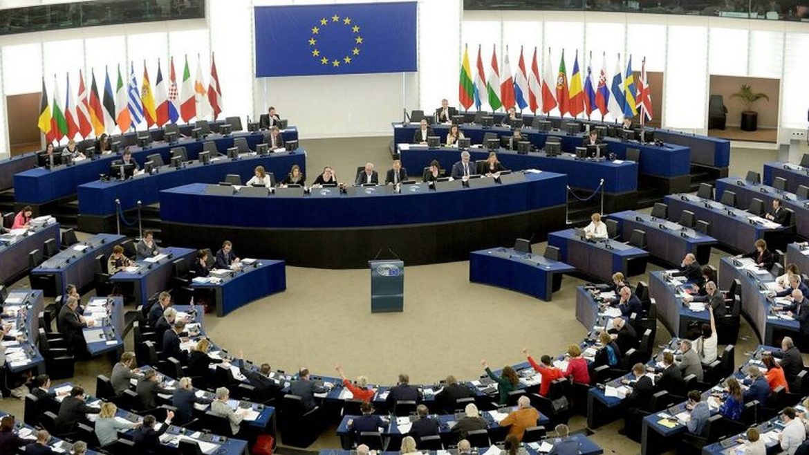 Evropski parlament napao SPC: Tvrde da promovišu Rusiju kao zaštitnika