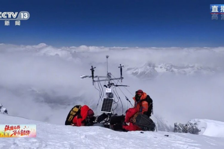 Mont Everest : Montirana meteorološka stanica na rekordnoj visini od 8.800 metara