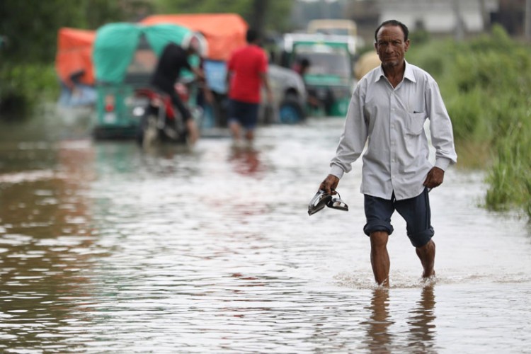Indija: Najmanje 25 ljudi poginulo u poplavama i klizištima