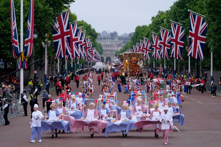 Svečana povorka na ulicama Londona u čast kraljice Elizabete