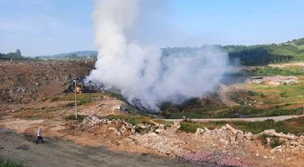 Požar na deponiji u Ramićima