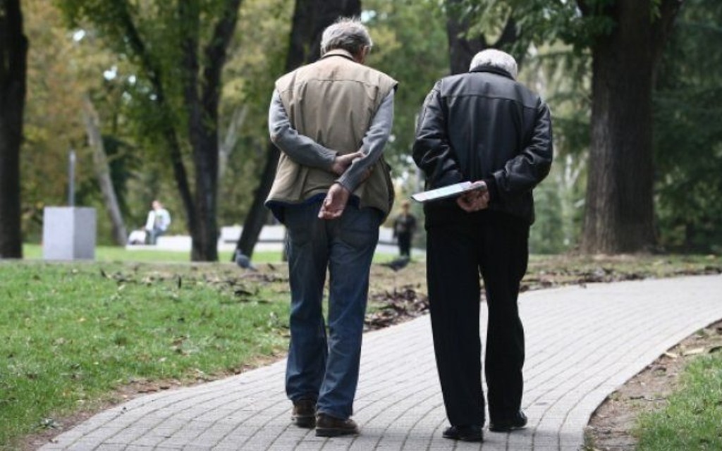 Svim penzionerima u Republici Srpskoj danas isplata po 100 KM – Dodik: Podrška penzionerima biće nastavljena