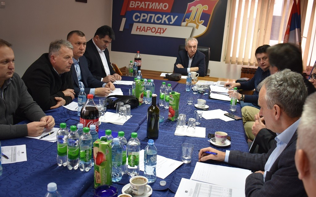 Ko su funkcioneri SDS-a koji su nezadovoljni politikom Mirka Šarovića?