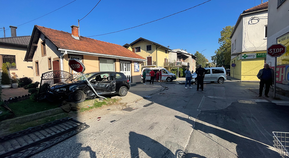 Automobilom udario dva pješaka u Banjaluci