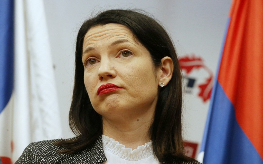 Ne može da se pomiri sa porazom: Jelena Trivić građane nazvala prevarantima