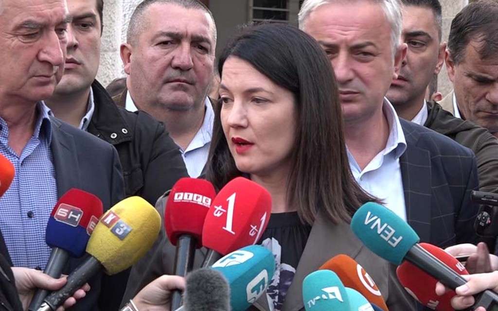 Jelena Trivić verbalno napala novinare : Smeta joj i Faktormagzin