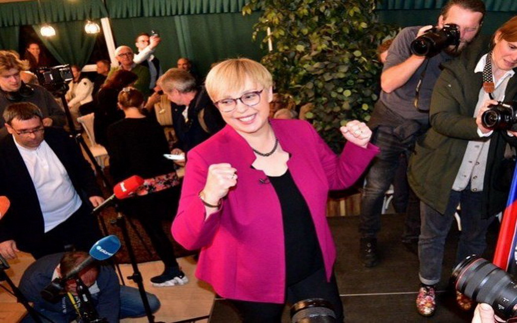 Voli boćanje, vozi motor, doktorirala u Beču: Ko je nova predsjednica Slovenije?