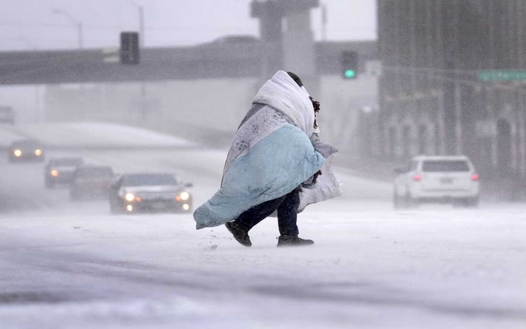 HAOS U SAD-u: Zbog snježne oluje ugroženo 200 miliona ljudi, najmanje 12 mrtvih!