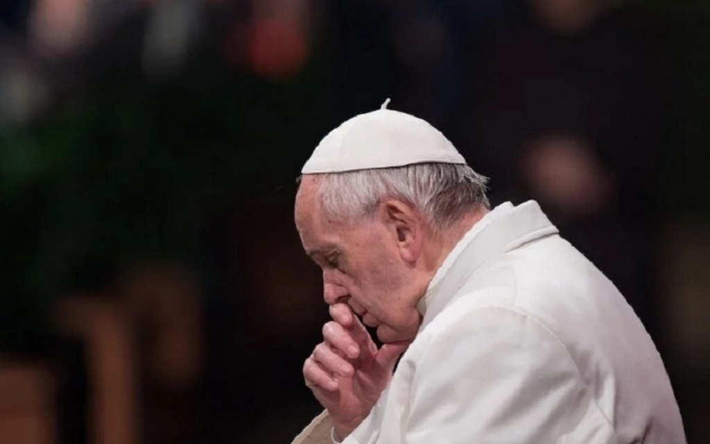 Šta se dešava u Vatikanu – Papa potpisao pismo ostavke!