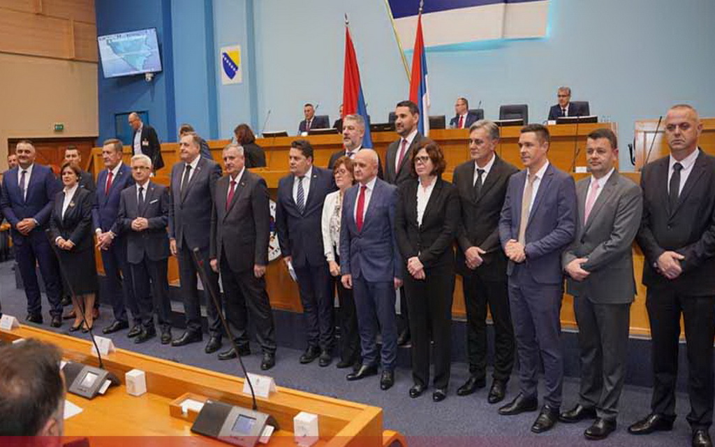 U novoj Vladi Srpske očekuje se prva ostavka!