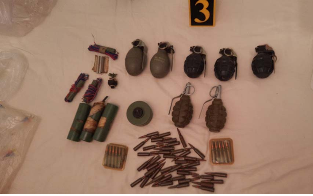 Kod Banjalučanke pronađeno oružje, municija i eksplozivna sredstva