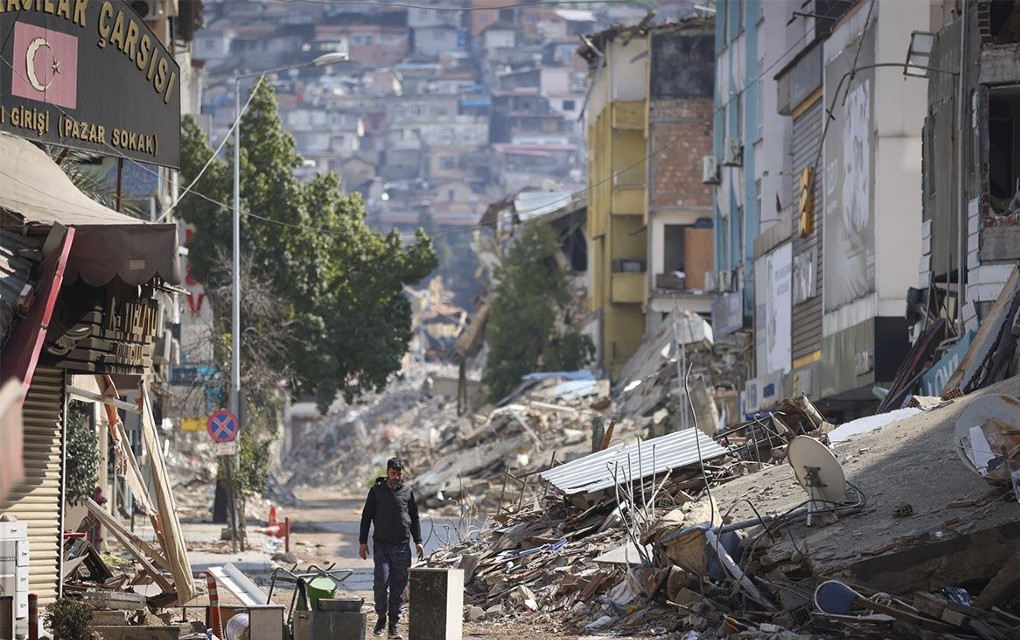 Broj poginulih od posljedica zemljotresa u Turskoj povećan na 43.556