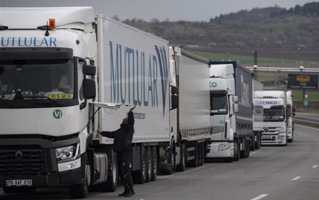 U napuštenom kamionu u Bugarskoj pronađeno 18 mrtvih migranata, još osam u teškom stanju