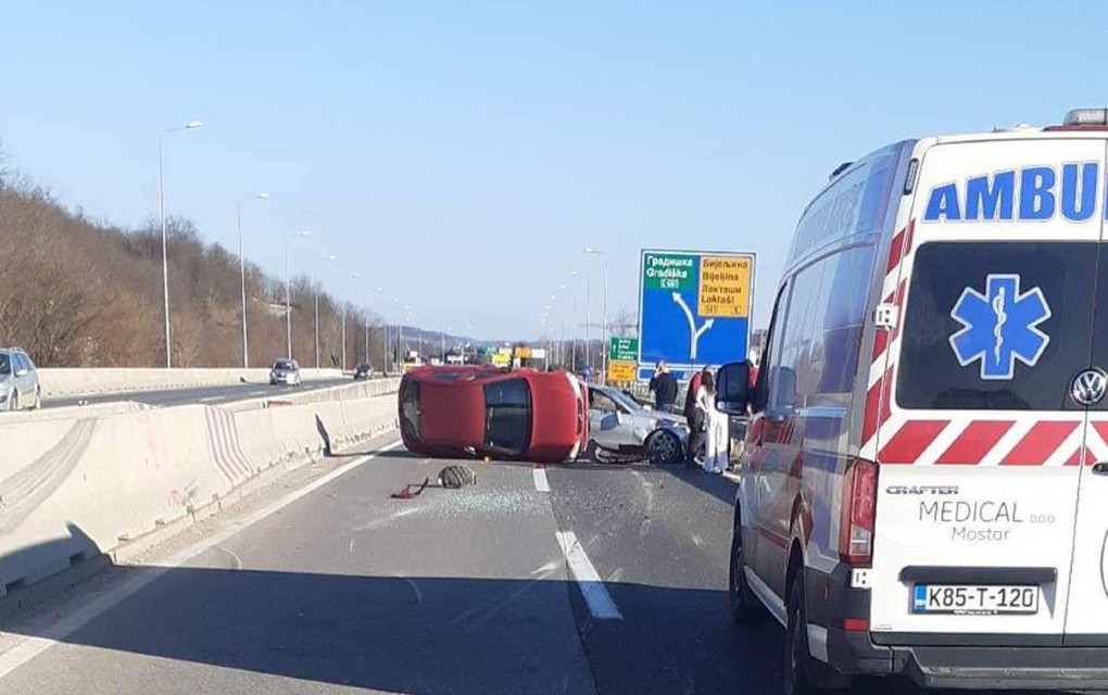 Nezgoda na magistralnom putu Banjaluka – Klašnice, obustavljen saobraćaj