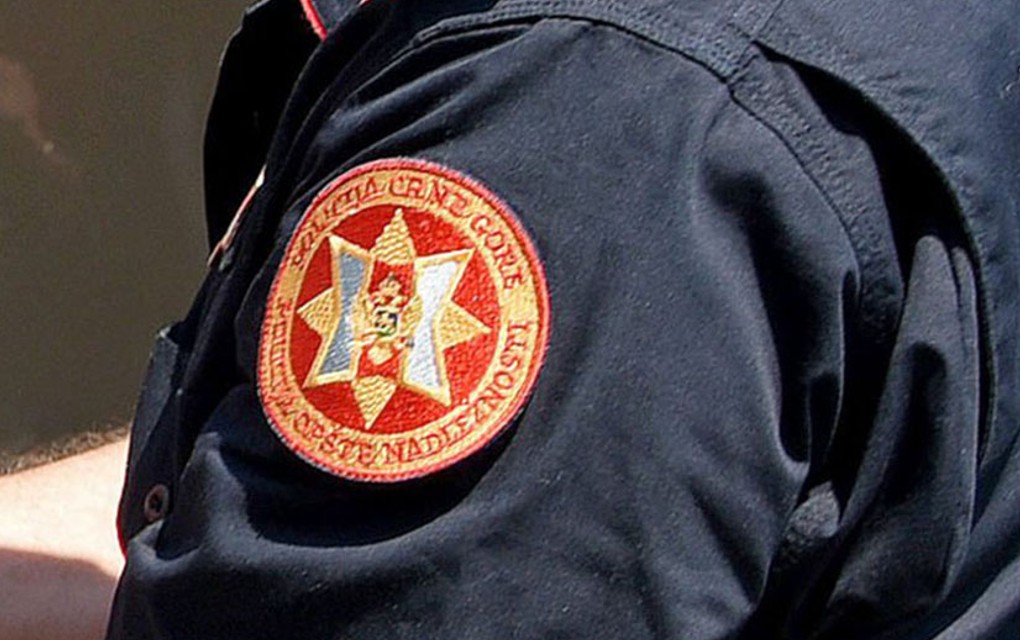 Bombaški napad na Osnovni sud u Podgorici, jedna osoba stradala