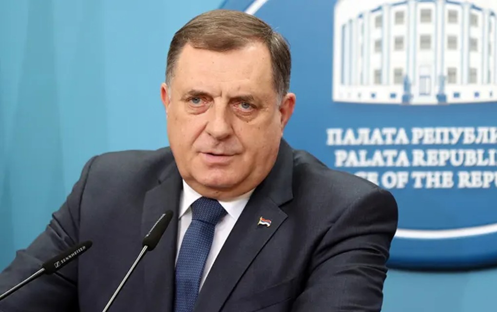 Dodik: Američki ambasador da se prestane ponašati kao predsjednik partije