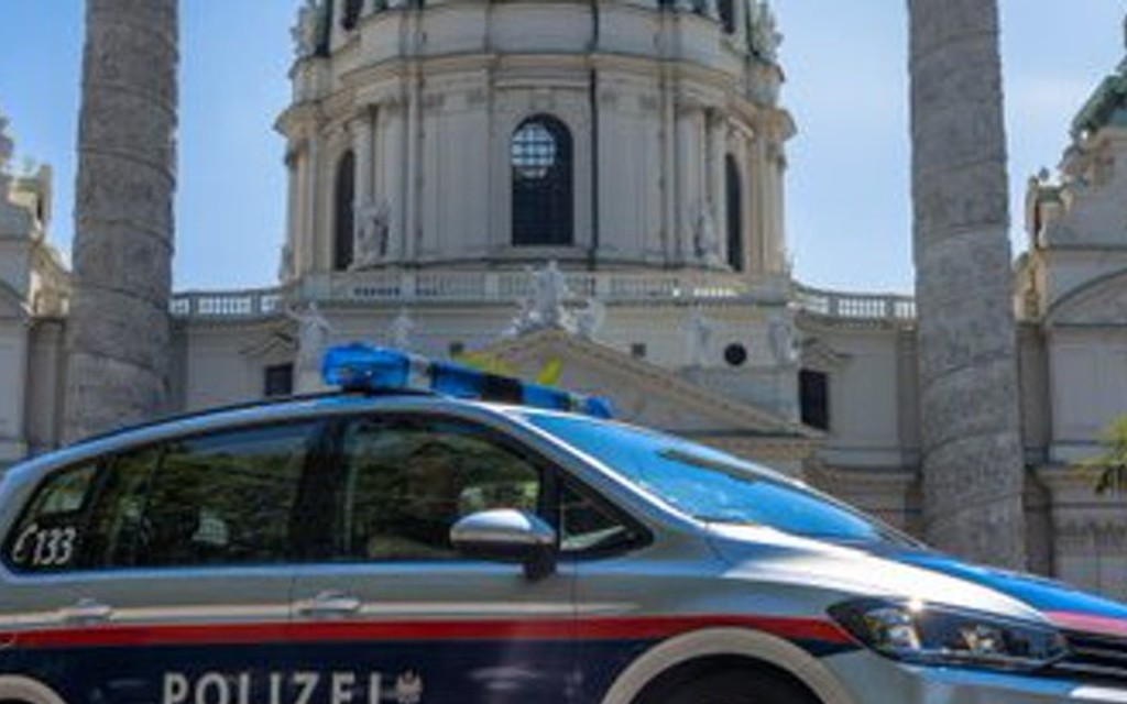 Serijska opasnost od terorističkih napada u Austriji: Policija na ulicama Beča – Evakuisan Tržni centar u Gracu