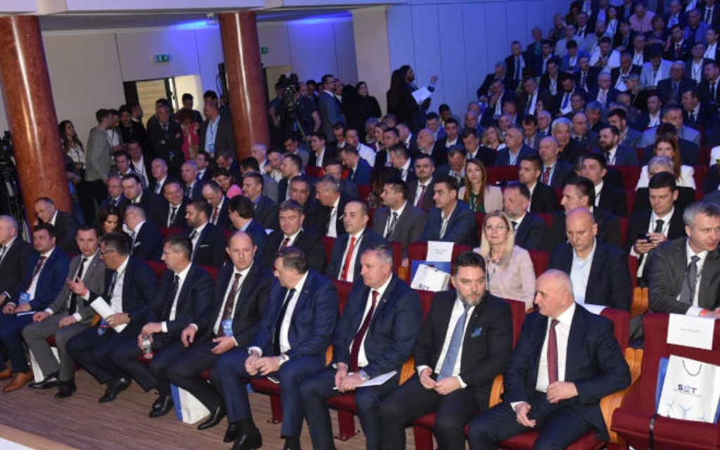 Samit energetike „SET Trebinje 2023“ – Dodik: Otvorićemo kongresni centar posvećen energetici
