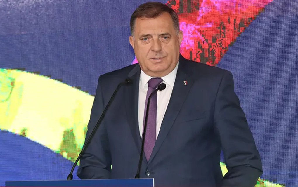 Dodik: Srpska neće objavljivati u Službenom glasniku Šmitove zakone