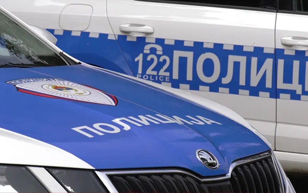 Policajac napadnut u noćnom klubu u Mrkonjić Gradu, uhapšene tri osobe