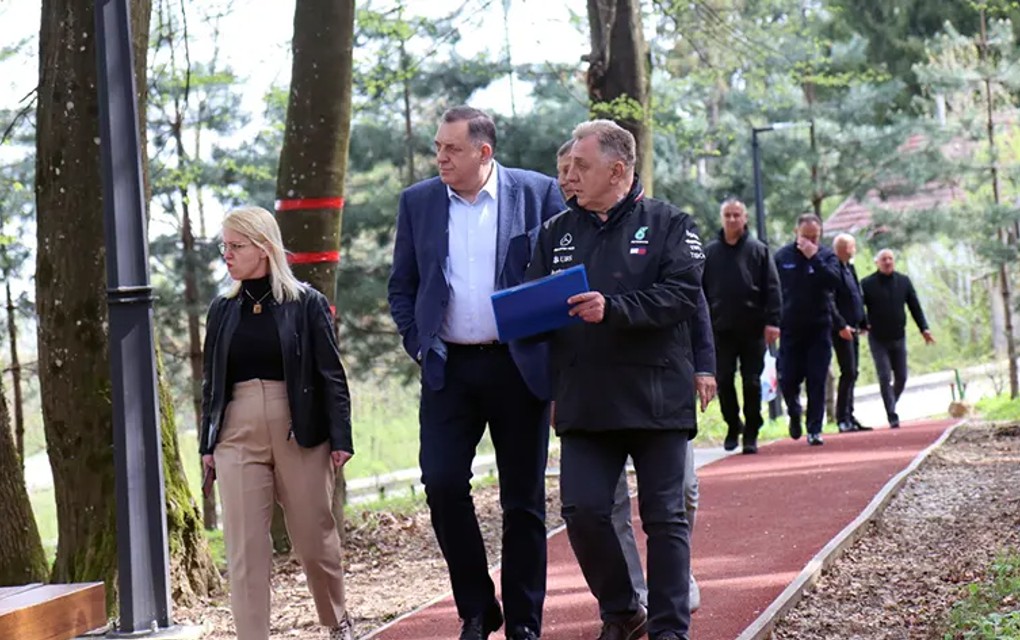 Dodik i Talić obišli nove staze u Slatini