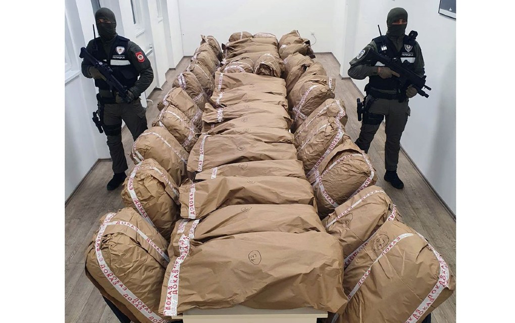 Još dvoje uhapšeno u akciji „Transporter“: Dovozili kokain iz EU?