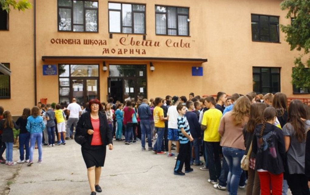 Đaci se u školi u Modriči uplašili da ih učenica želi ubiti: “Pohvalila” se da je u grupi koja traži slobodu za Kostu