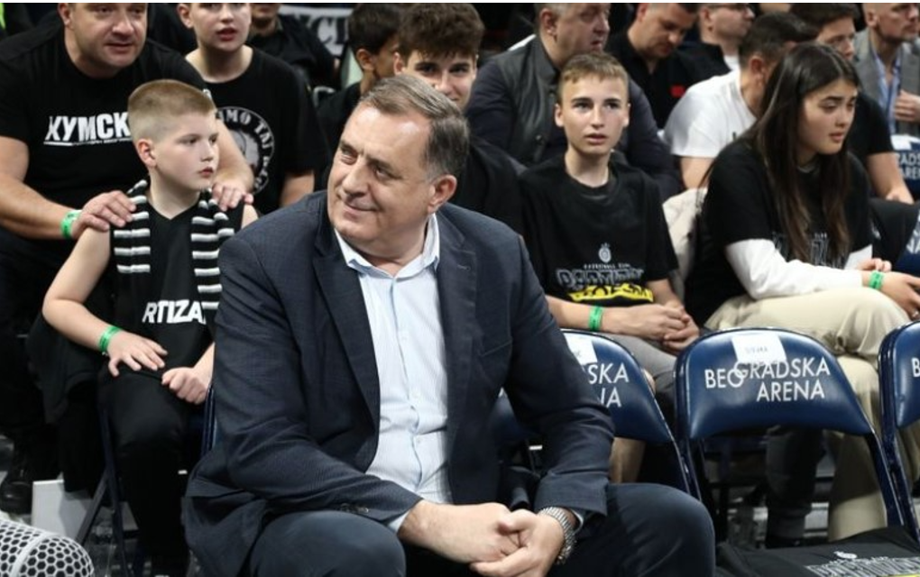 Dodik bodri Partizan protiv Real Madrida, predsjednik Srpske vatreni navijač u Beogradu