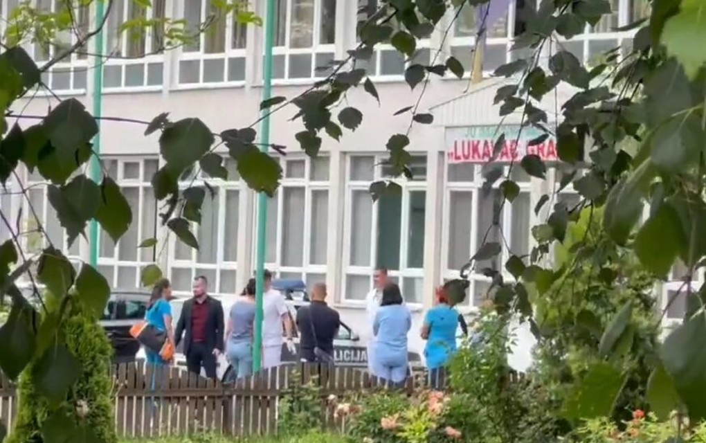 Na prijetnje niko nije reagovao: Učenik iz Lukavca ranije najavio osvetu jer je izbačen iz škole