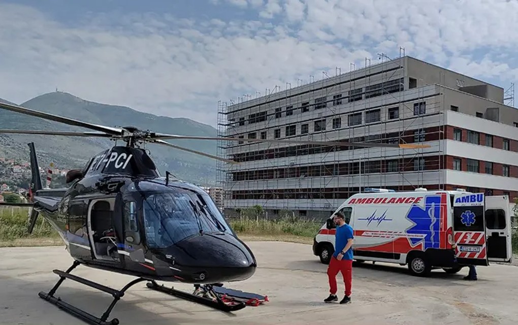 Helikopterom prebačen na UKC Srpske: Čovjek dobio srčani na odmoru u Rijeci