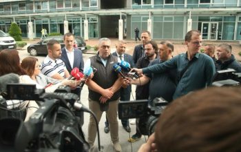 Minirana pres konferencija deminera