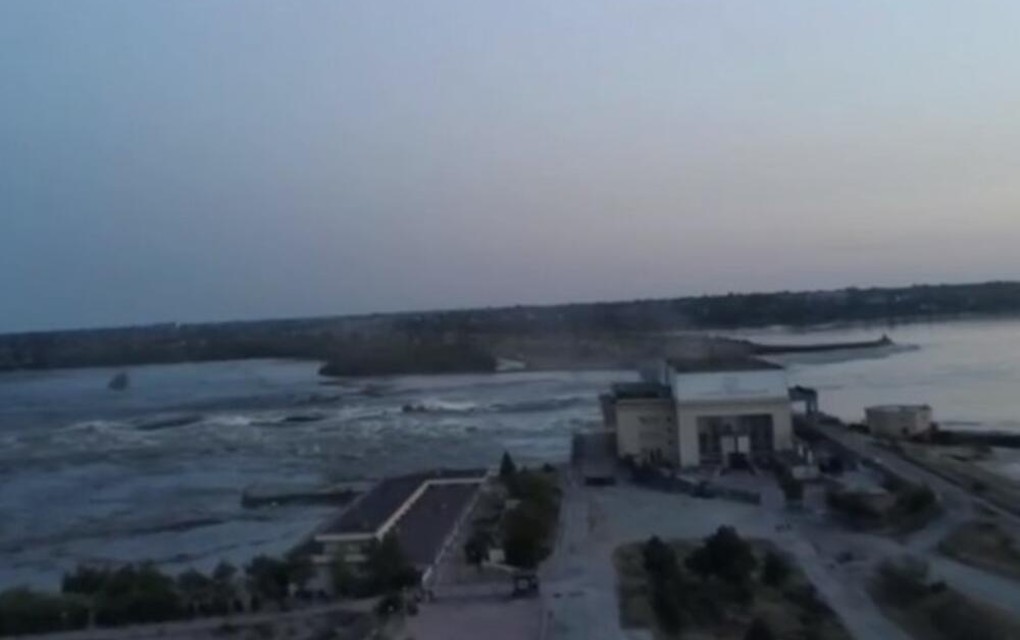 Srušena brana na Dnjepru u Hersonskoj oblasti – Naređena evakuacija