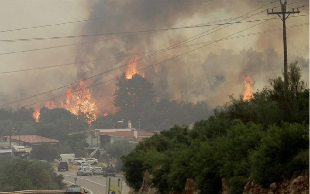 Evakuacija zbog požara kod Atine: Vanredno stanje na Rodosu