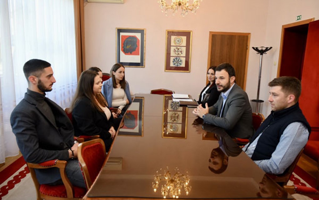 Gradonačelnik Javor razgovarao sa studentima Rudarskog fakulteta Prijedor