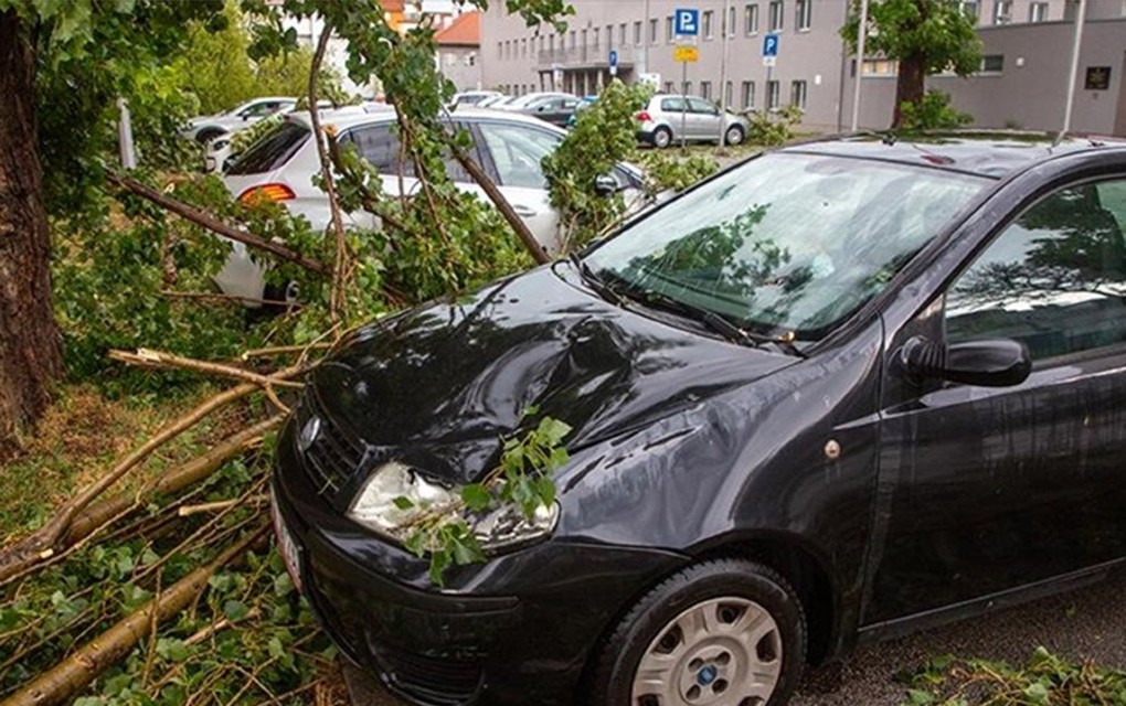 Dvoje mrtvih u oluji u Zagrebu