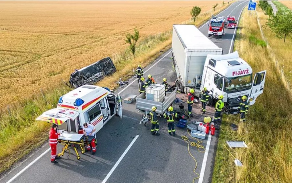 Vozač iz BiH učestvovao u teškom sudaru kod Linca