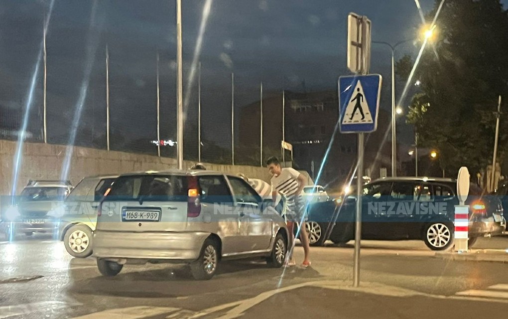 Sudar dva FIAT-a u Banjaluci: Usporen saobraćaj u ovom dijelu grada