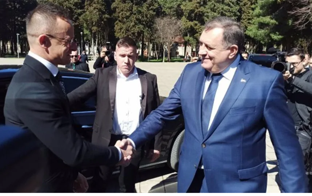 Sijarto podržao Dodika: Hajka na političare koji hrabro zastupaju nacionalne interese!