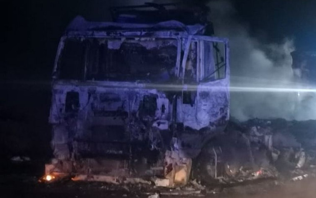 Izgorio kamion na kojem je bilo 9 AUTOMOBILA: Drama na putu Podgorica – Cetinje