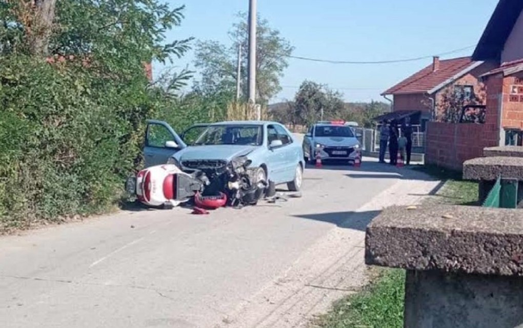 TEŠKA NESREĆA U BRČKOM Poginuo maloljetnik na mopedu, suvozač teško povrijeđen