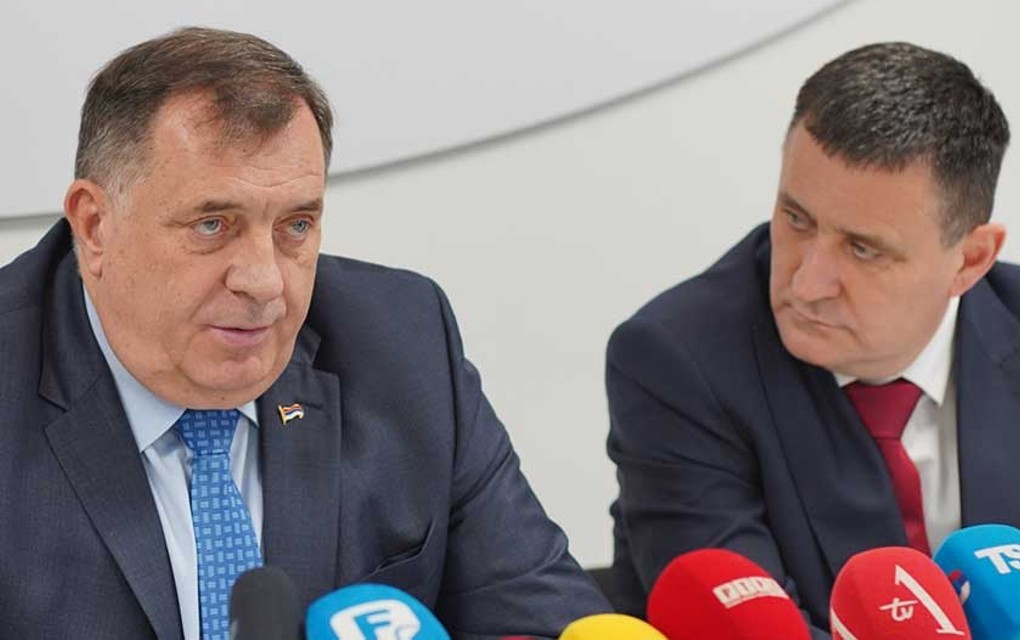 Sastanak rukovodstva SNSD-a i GrO SNSD-a Banjaluka – Tema opoziv Stanivukovića! Dodik: To je jako opasna stvar