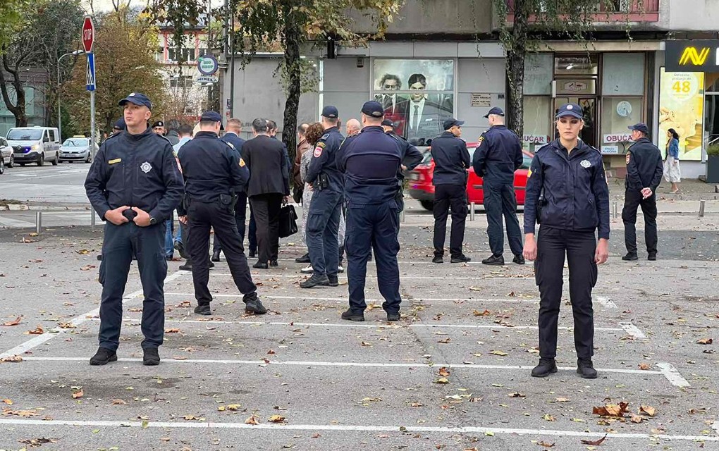 Završena deložacija – „Autoprevoz“ preuzeo zemljište u centru: Zatvoren parking na Staroj autobuskoj stanici