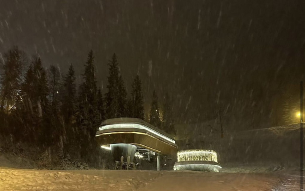 Zimska idila na olimpijskoj ljepotici: Snijeg zabijelio Jahorinu