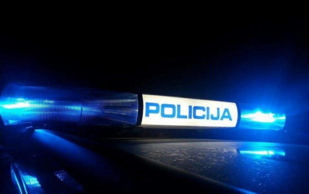 Sudar 4 automobila na putu Brčko – Bijeljina, više osoba povrijeđeno