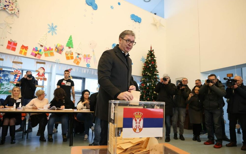 Do 9 časova u Srbiji glasalo 4,8 odsto građana, u Beogradu 5,1