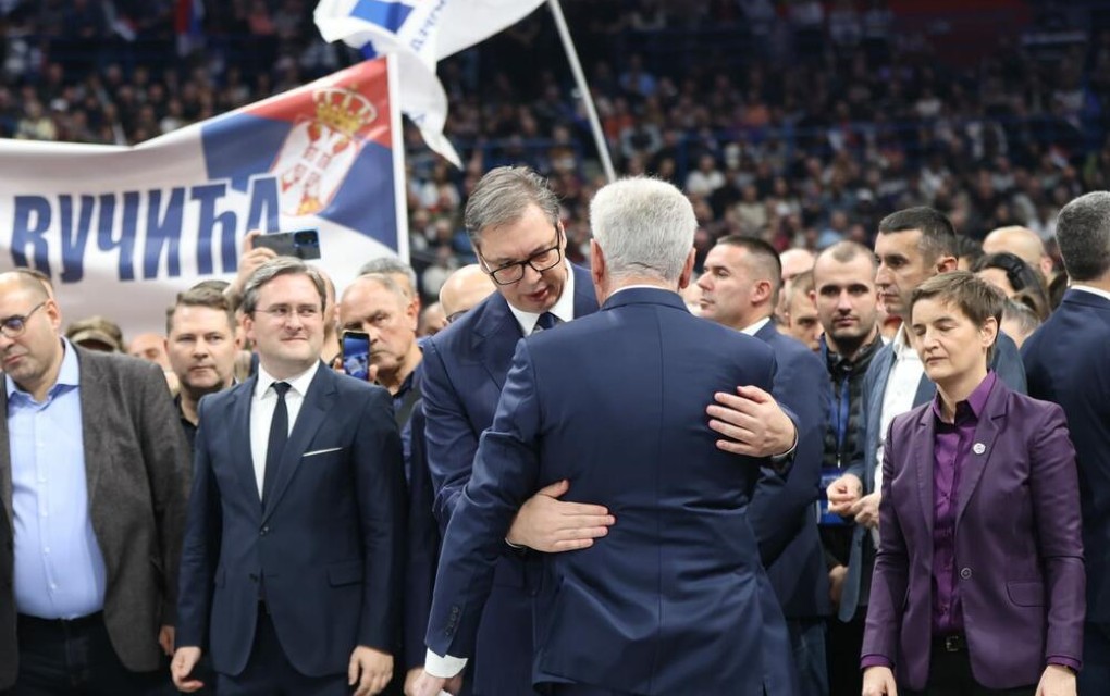 Vratio se TOMISLAV NIKOLIĆ – Nakon godina političke penzije podržao Aleksandra Vučiča